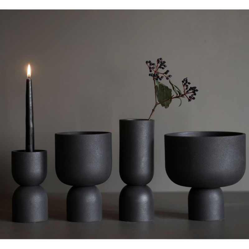Post vase cast iron
