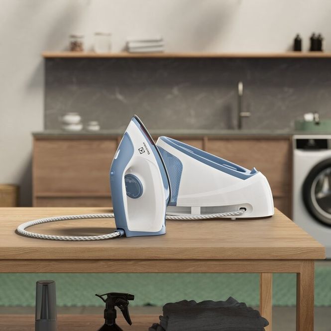Hovedbilde Electrolux Care 500 Steam Station